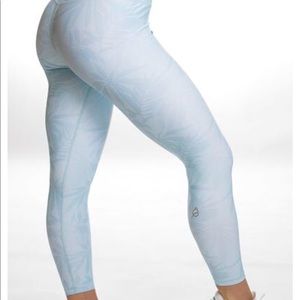 P’tula Desa’ree II Swift Leggings Small